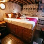 Seven-Seas-Liveaboard-Indonesia-Koonam-Double-Cabin-a