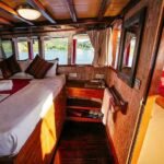 Seven-Seas-Liveaboard-Indonesia-Koonam-Upper-Deck-Double-Cabin-b