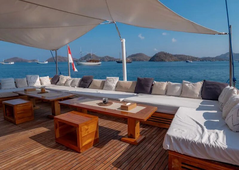 Fenides-Liveaboard-Indonesia-Koonam-c